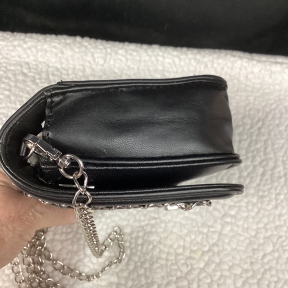 Bagley Mischka Quilted Mini Crossbody - Picture 4 of 9